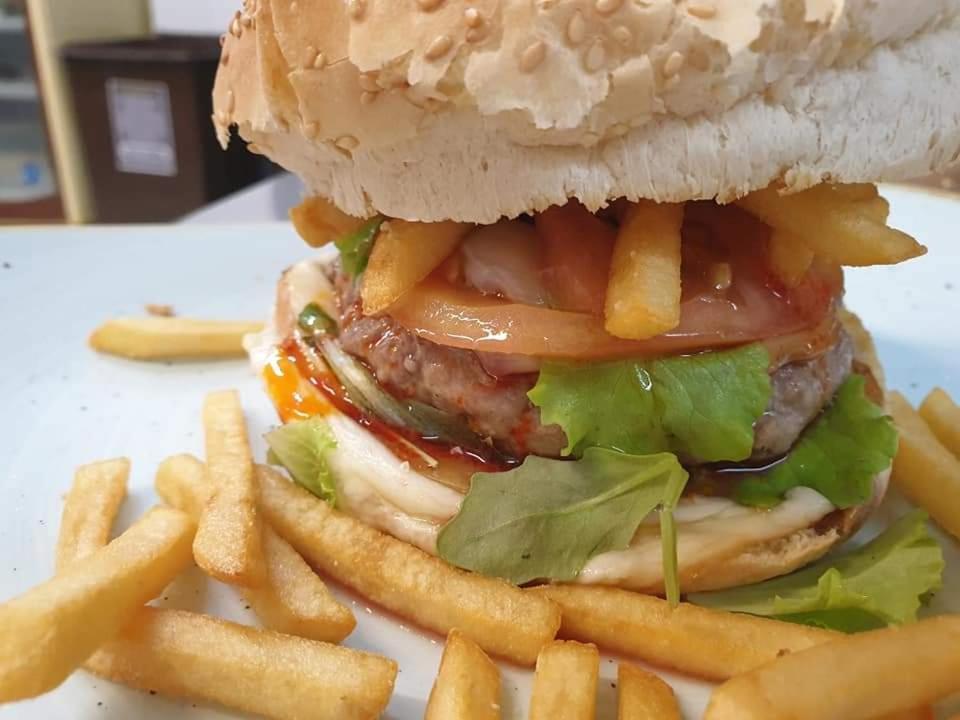 Relais Black Horse Millesimo Εξωτερικό φωτογραφία