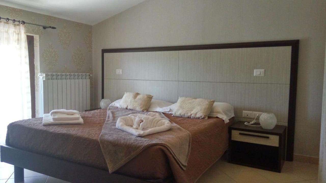 Relais Black Horse Millesimo Εξωτερικό φωτογραφία