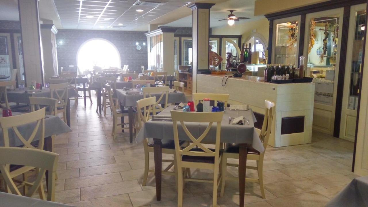 Relais Black Horse Millesimo Εξωτερικό φωτογραφία