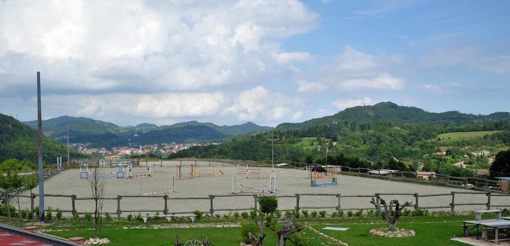 Relais Black Horse Millesimo Εξωτερικό φωτογραφία